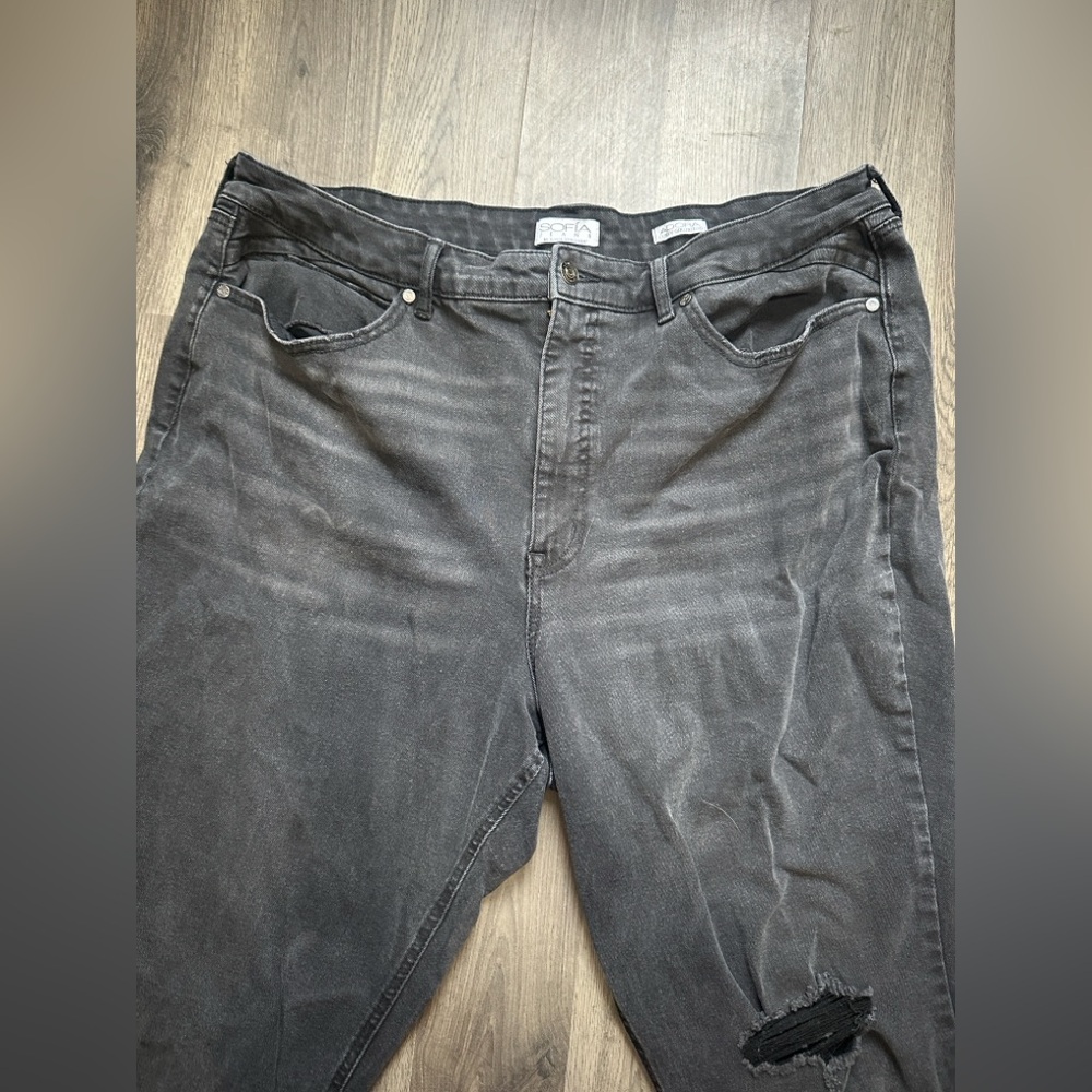 Stylish Black Womans Jeans